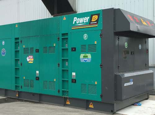 息县升级发电机组的过程中需要注意哪些安全事项？