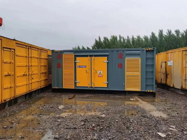 息县柴油发电机如何判断干式空气滤清器是否需要更换？