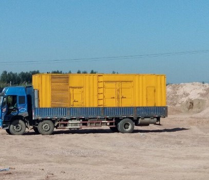 息县海拔3000m以上地区的变压器外绝缘距离应如何确定？