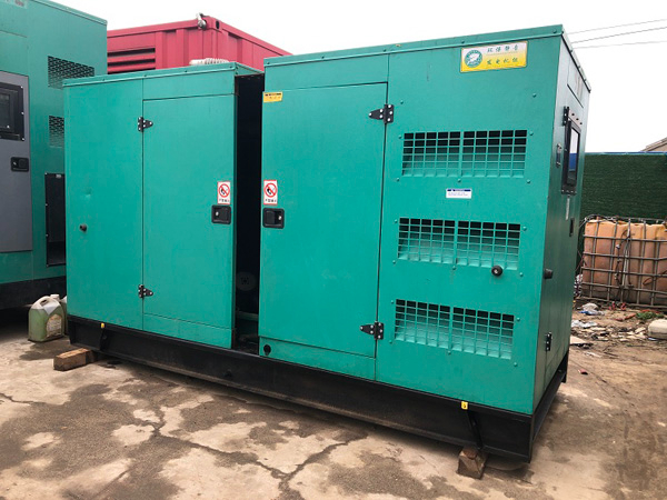 息县怎样合理控制磷酸铁锂蓄电池的充放电倍率以延长其使用寿命？