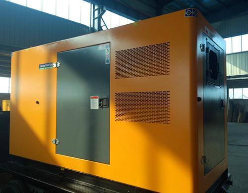 息县汽油发电机组电瓶电解液的密度应该保持在什么范围？